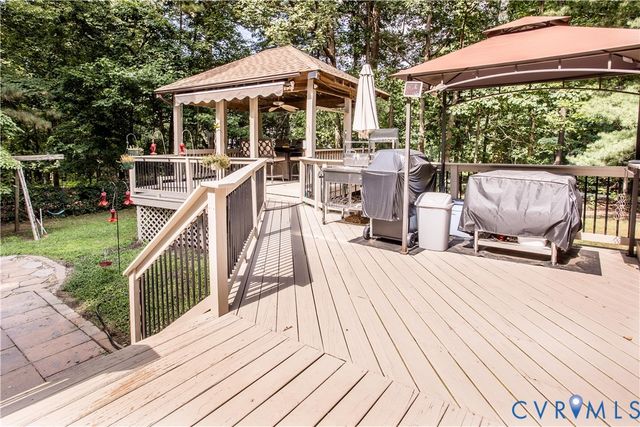 14530 Fox Knoll Dr, South Chesterfield, VA 23834