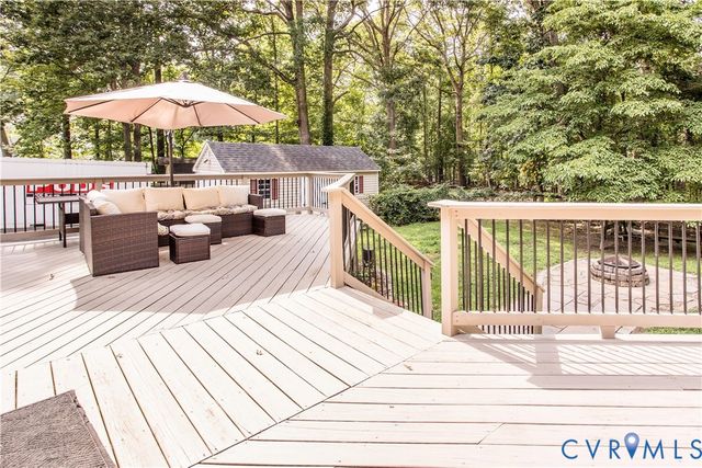 14530 Fox Knoll Dr, South Chesterfield, VA 23834