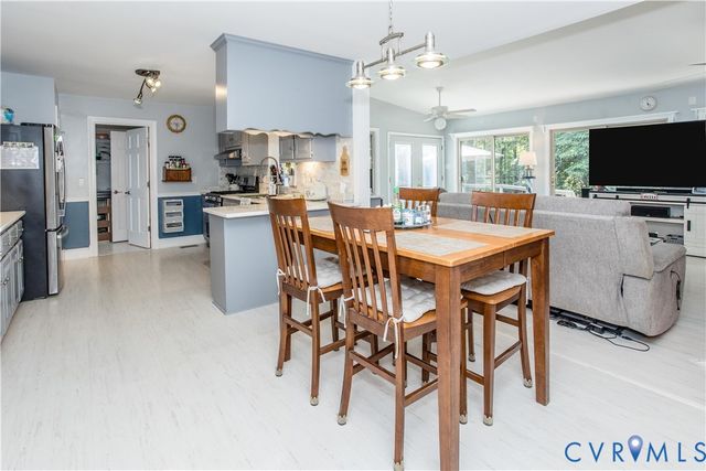 14530 Fox Knoll Dr, South Chesterfield, VA 23834
