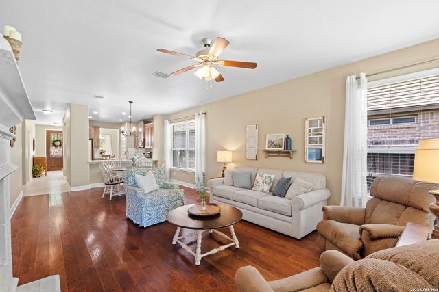 217 Maxwell, Boerne, TX 78006
