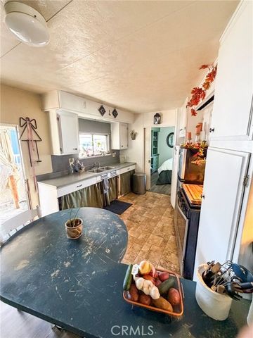 1000 Windy Pass 104, Barstow, CA 92311