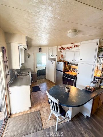 1000 Windy Pass 104, Barstow, CA 92311