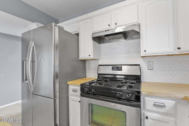 653 Pete Payan Drive, El Paso, TX 79912