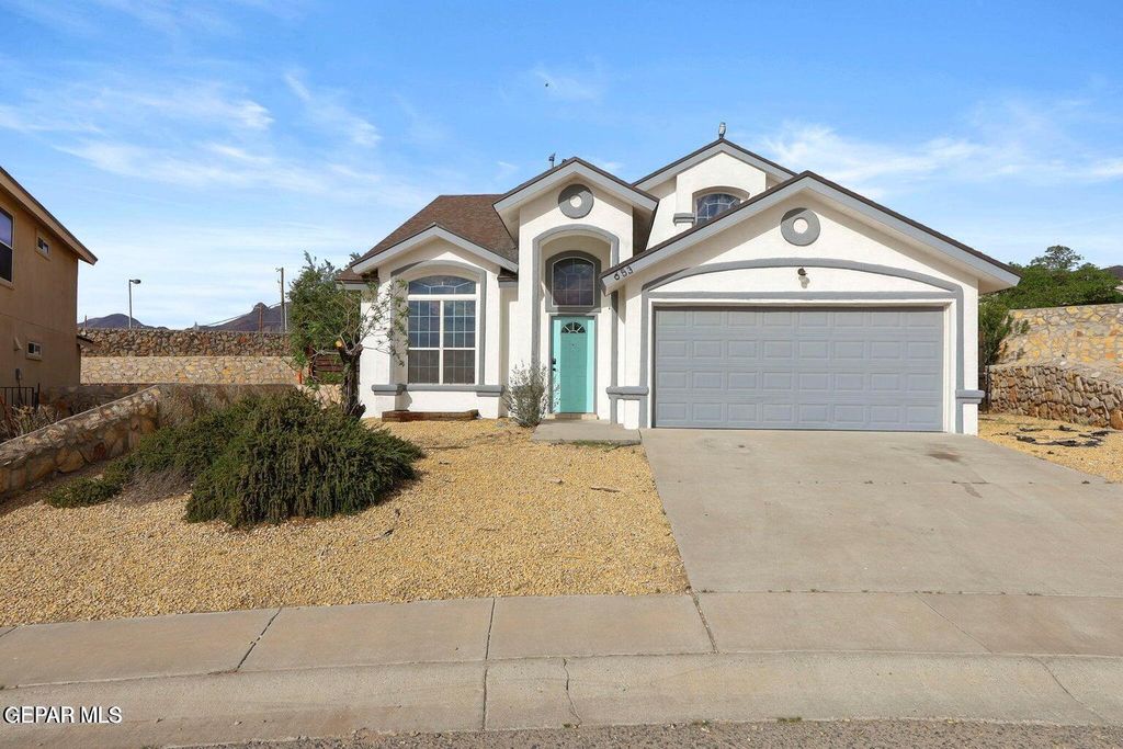653 Pete Payan Drive, El Paso, TX 79912