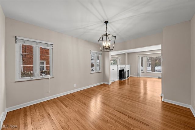 2616 Kerwick Road, University Heights, OH 44118