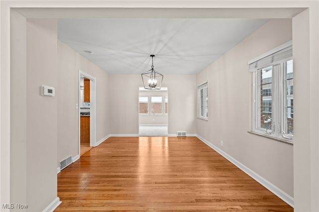 2616 Kerwick Road, University Heights, OH 44118