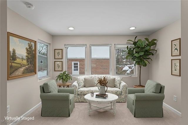 2616 Kerwick Road, University Heights, OH 44118