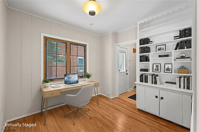 2616 Kerwick Road, University Heights, OH 44118