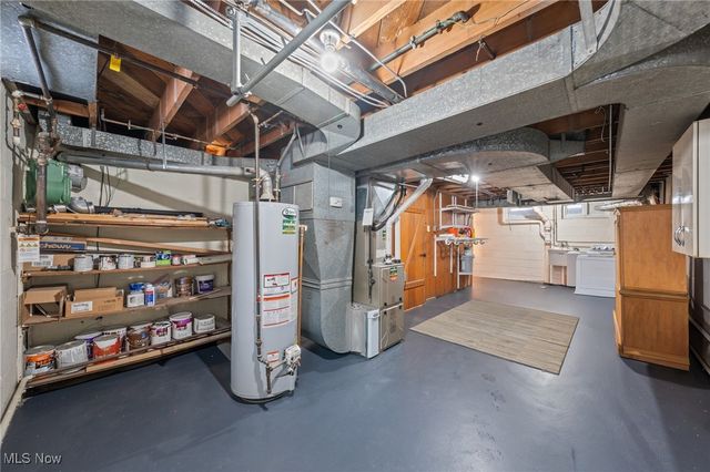 2616 Kerwick Road, University Heights, OH 44118