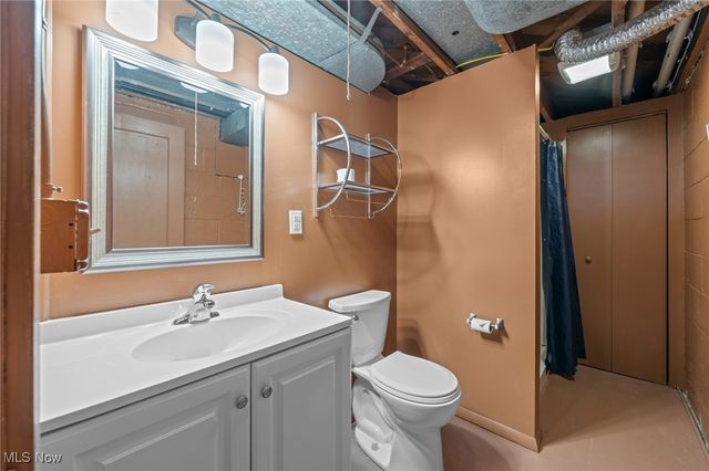 2616 Kerwick Road, University Heights, OH 44118