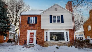 2616 Kerwick Road, University Heights, OH 44118