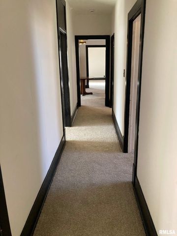 1605 ARLINGTON Avenue, Davenport, IA 52803