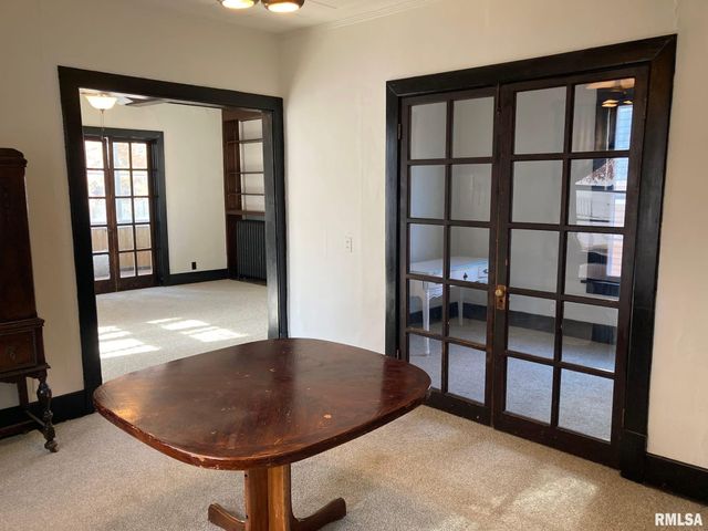 1605 ARLINGTON Avenue, Davenport, IA 52803