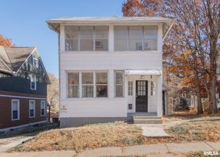 1605 ARLINGTON Avenue, Davenport, IA 52803