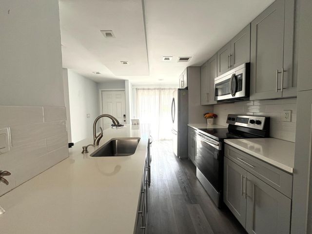 852 NW 81ST Avenue 3, Plantation, FL 33324