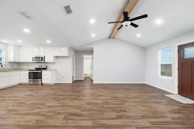 19 PR 43793, Paris, TX 75462