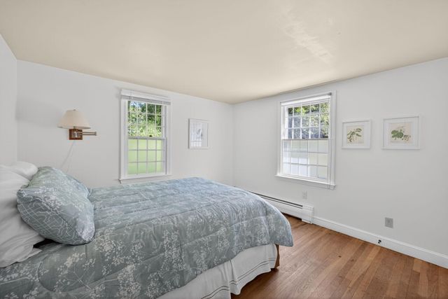 13 Two Ponds Road, Falmouth, MA 02540