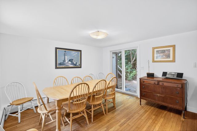 13 Two Ponds Road, Falmouth, MA 02540
