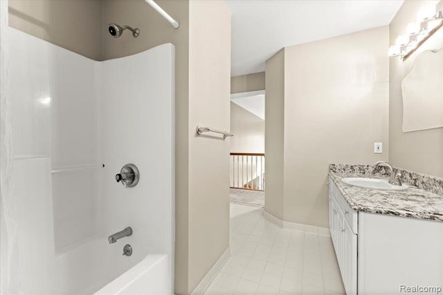 860 Galahad Drive, Ortonville, MI 48462