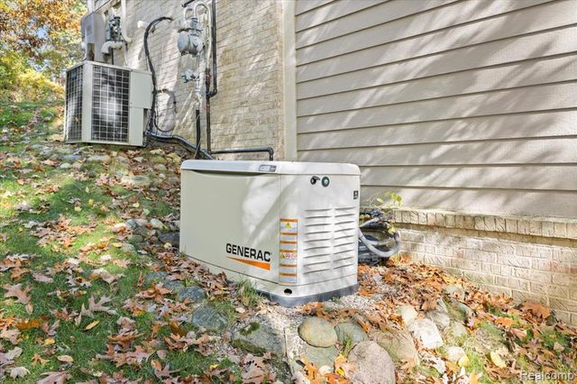 860 Galahad Drive, Ortonville, MI 48462