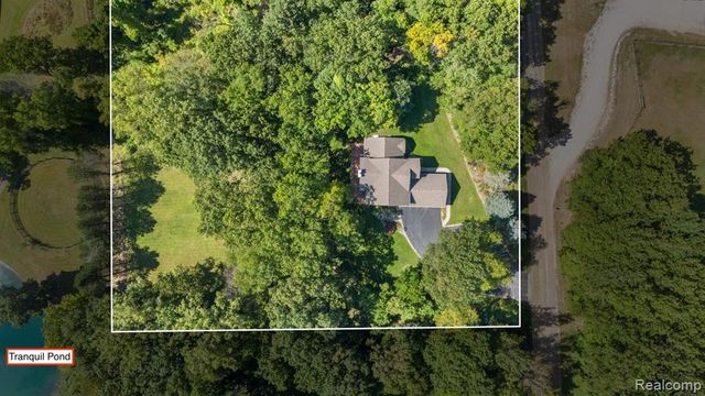 860 Galahad Drive, Ortonville, MI 48462