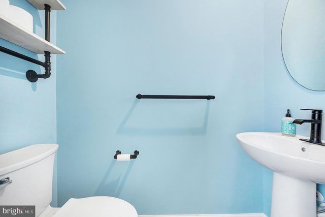 31 FOXWOOD DR, Gilbertsville, PA 19525