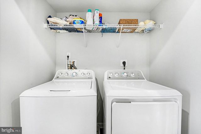 31 FOXWOOD DR, Gilbertsville, PA 19525