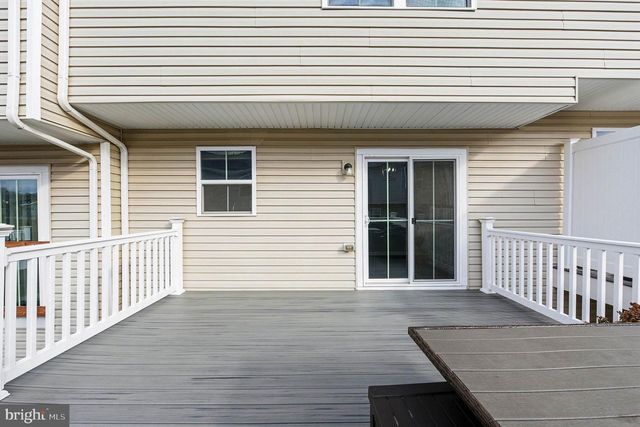 31 FOXWOOD DR, Gilbertsville, PA 19525