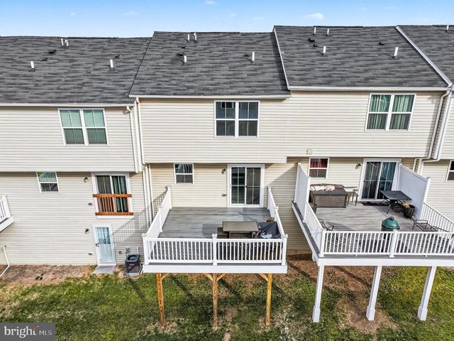 31 FOXWOOD DR, Gilbertsville, PA 19525