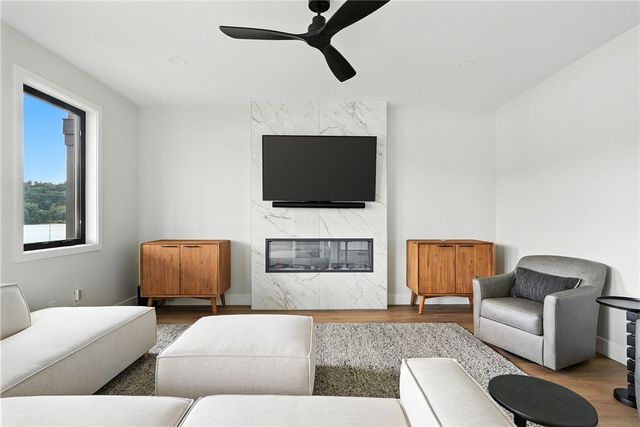 141 Miramar Drive 11A, O'hara, PA 15238