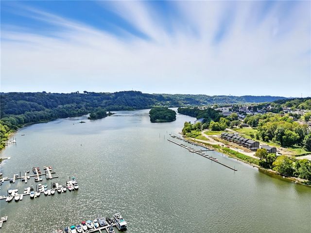 141 Miramar Drive 11A, O'hara, PA 15238