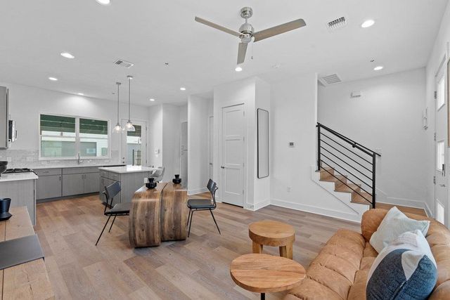 3823 Threadgill ST, Austin, TX 78723