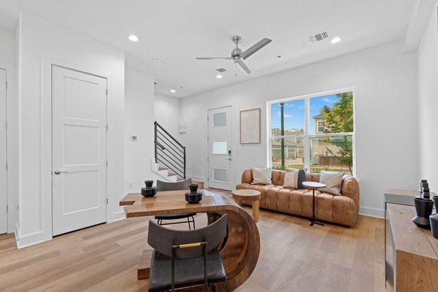 3823 Threadgill ST, Austin, TX 78723