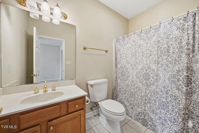105 Shadowood Drive, Johnson City, TN 37604