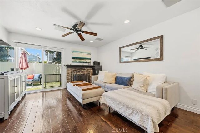 2217 Mayfair Court, Costa Mesa, CA 92627