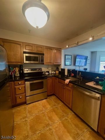 210 2Nd St 2, Hoboken City, NJ 07030