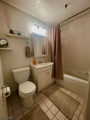 210 2Nd St 2, Hoboken City, NJ 07030