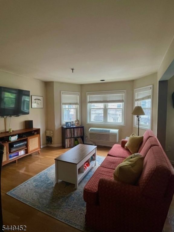 210 2Nd St 2, Hoboken City, NJ 07030 — photo 3