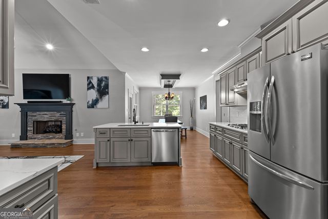 27 Dorian Court, Newnan, GA 30265