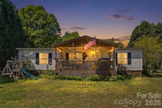 130 Hunterpond Lane, Statesville, NC 28677