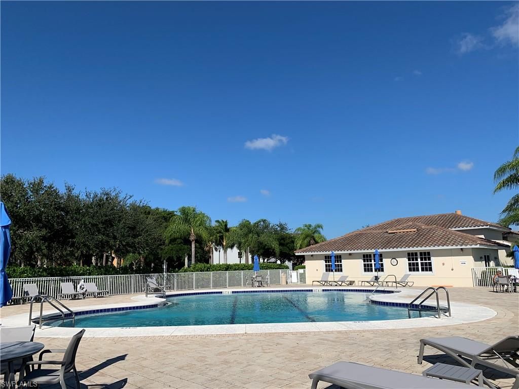 Image 11 of property listing at 3973 Pomodoro CIR 301, Cape Coral, FL 33909