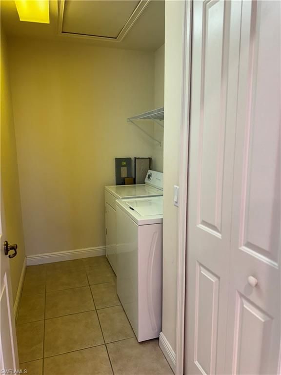 Image 9 of property listing at 3973 Pomodoro CIR 301, Cape Coral, FL 33909