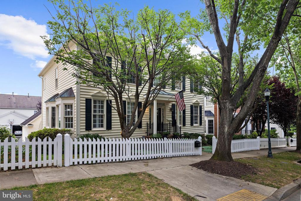 702 LINSLADE ST, Gaithersburg, MD 20878