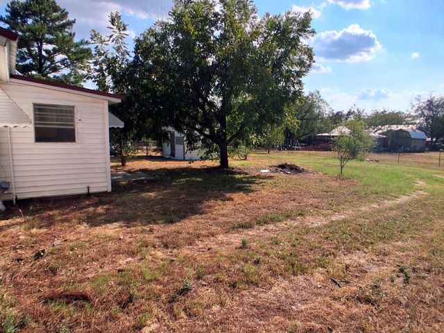 306 S Oak Lane, Tolar, TX 76476