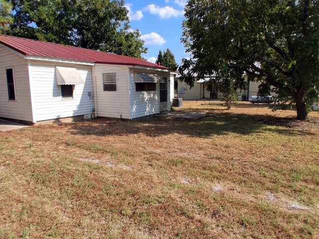 306 S Oak Lane, Tolar, TX 76476