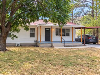 306 S Oak Lane, Tolar, TX 76476