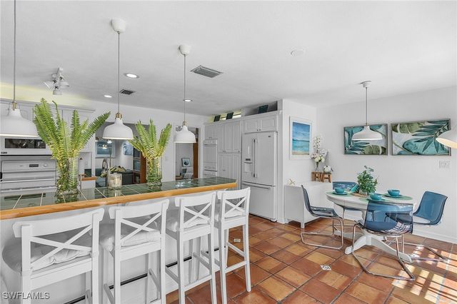 27553 Playa Del Rey LN, Bonita Springs, FL 34135