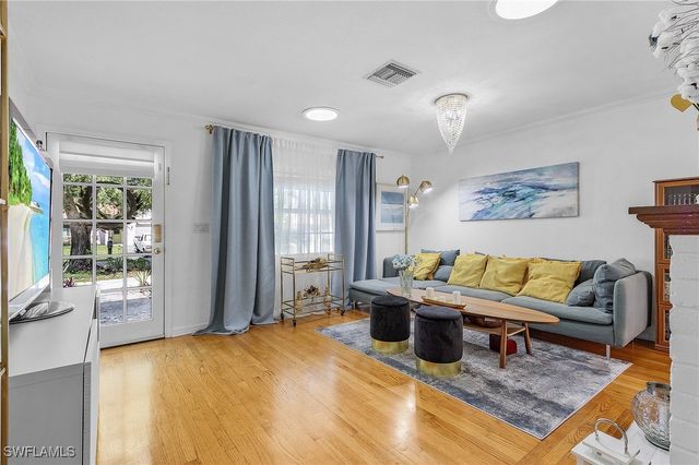 27553 Playa Del Rey LN, Bonita Springs, FL 34135