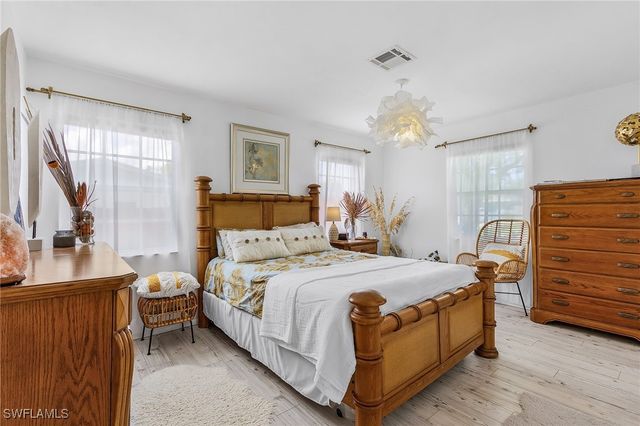 27553 Playa Del Rey LN, Bonita Springs, FL 34135