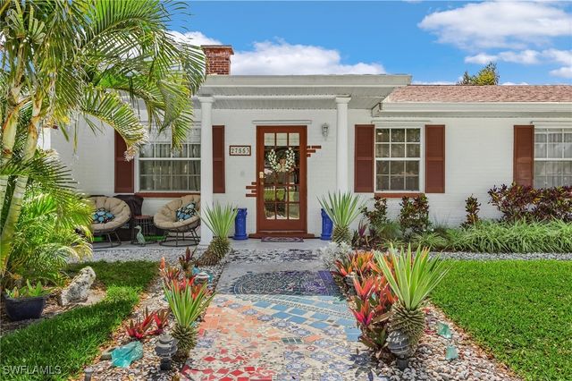 27553 Playa Del Rey LN, Bonita Springs, FL 34135